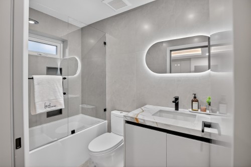 3546 35Th Avenue W, Vancouver, BC 