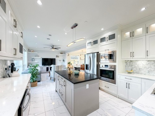 5626 Elizabeth Street, Vancouver, BC 