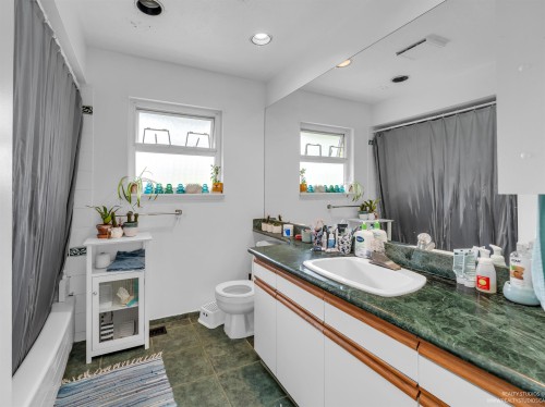 4865 11A Avenue, Delta, BC 