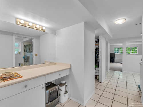 4865 11A Avenue, Delta, BC 