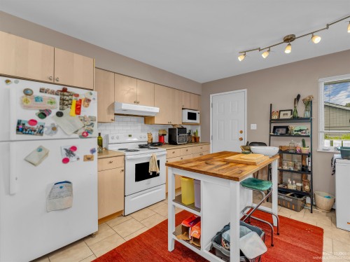 4865 11A Avenue, Delta, BC 