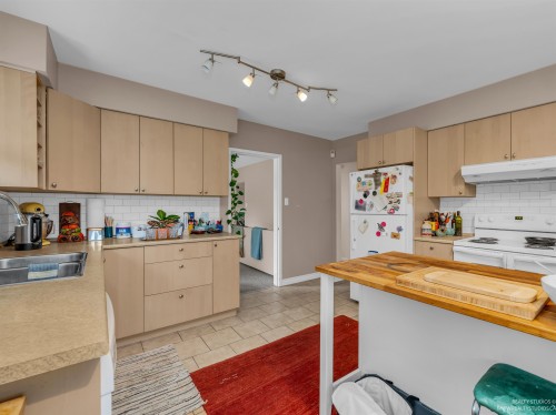 4865 11A Avenue, Delta, BC 