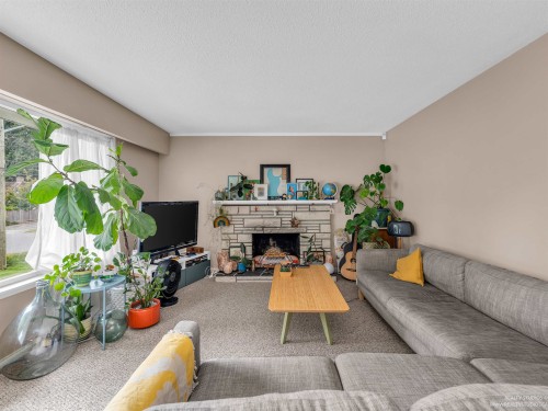 4865 11A Avenue, Delta, BC 