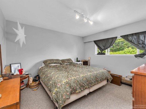 4865 11A Avenue, Delta, BC 
