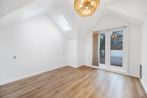 1407 Pendrell Street, Vancouver, BC 