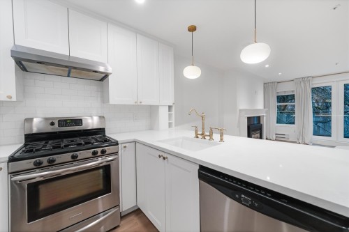 1407 Pendrell Street, Vancouver, BC 