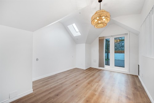 1407 Pendrell Street, Vancouver, BC 