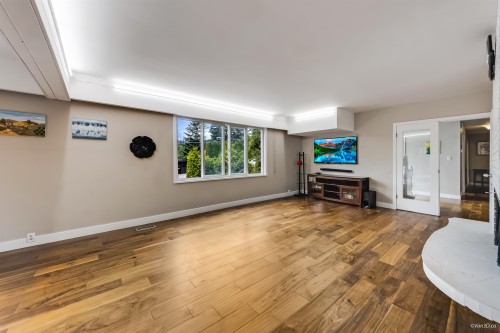 4145 Ripple Road, West Vancouver, BC 