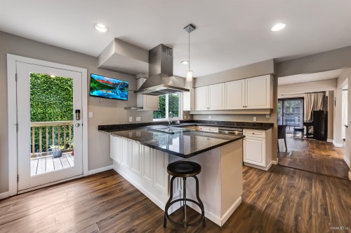 4145 Ripple Road, West Vancouver, BC 