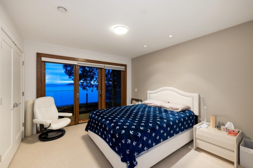 6780 Batchelor Bay Place, West Vancouver, BC 