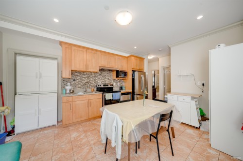 6633 Neal Street, Vancouver, BC 