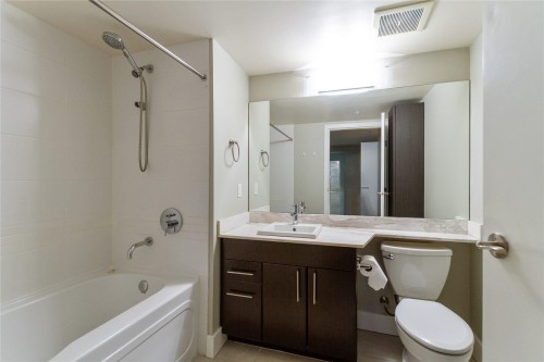 310-1633 Mackay Avenue, North Vancouver, BC 
