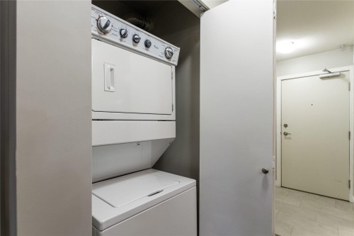 310-1633 Mackay Avenue, North Vancouver, BC 