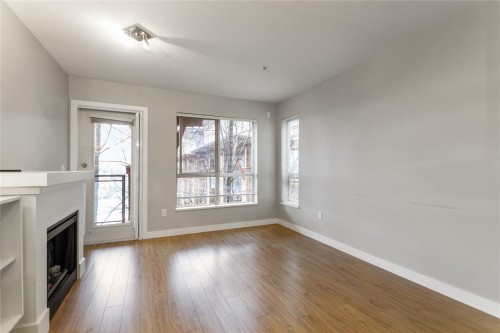 310-1633 Mackay Avenue, North Vancouver, BC 