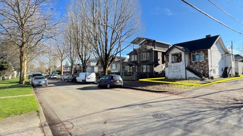 3006 25Th Avenue E, Vancouver, BC 