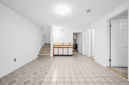 62 63Rd Avenue W, Vancouver, BC 