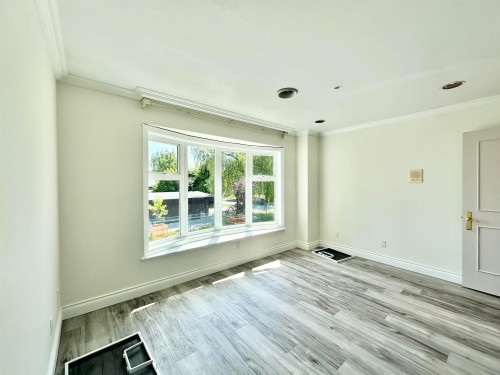 883 52Nd Avenue W, Vancouver, BC 