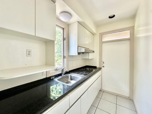 883 52Nd Avenue W, Vancouver, BC 