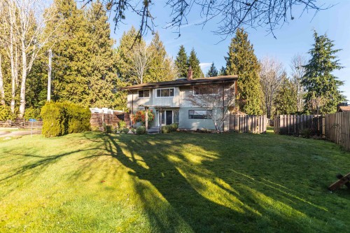 7862 Eagle Drive, Halfmoon Bay, BC 