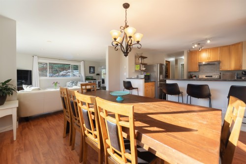 7862 Eagle Drive, Halfmoon Bay, BC 