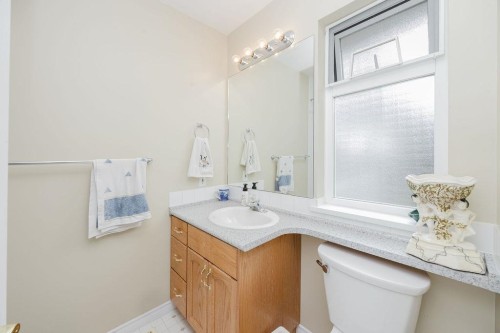 5809 Anchor Road, Sechelt, BC 