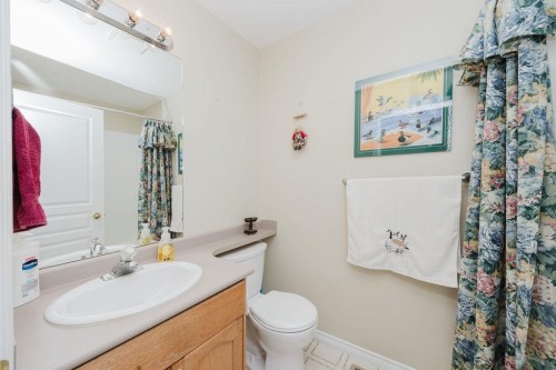 5809 Anchor Road, Sechelt, BC 