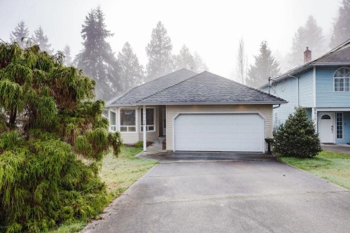 5809 Anchor Road, Sechelt, BC 