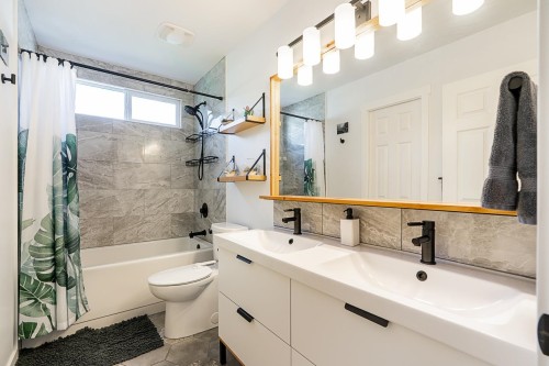 22534 Kendrick Loop, Maple Ridge, BC 