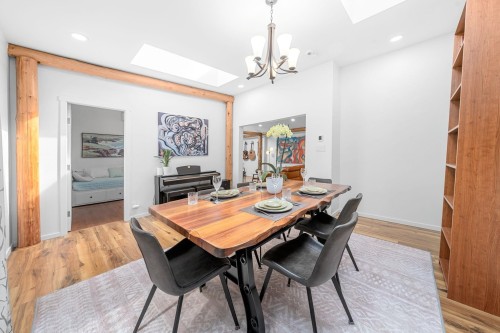 2540 Boswell Avenue, North Vancouver, BC 