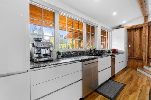 2540 Boswell Avenue, North Vancouver, BC 