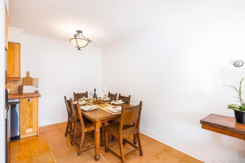 1226-235 Keith Road, West Vancouver, BC 