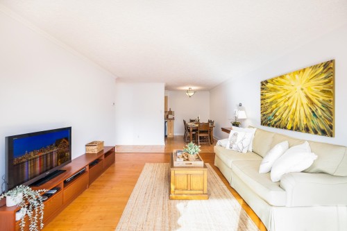 1226-235 Keith Road, West Vancouver, BC 