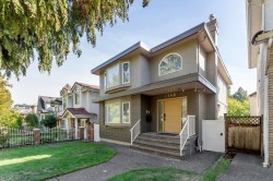 2168 8th Avenue E Vancouver, BC V5N 1V5