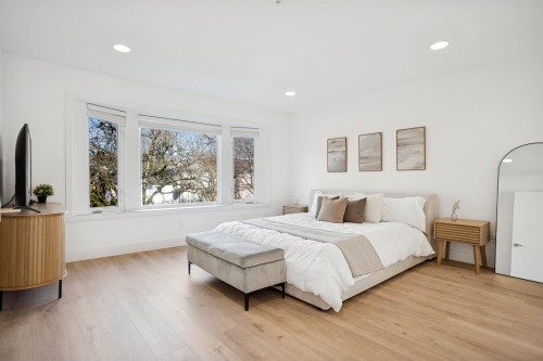 2168 8Th Avenue E, Vancouver, BC 