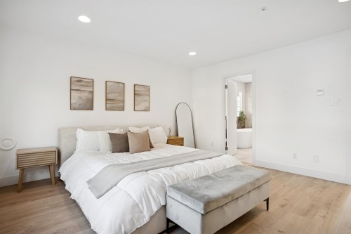 2168 8Th Avenue E, Vancouver, BC 