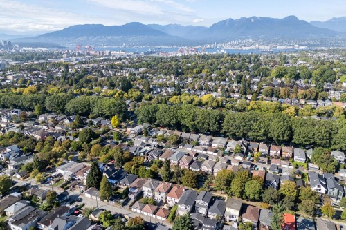 2168 8Th Avenue E, Vancouver, BC 