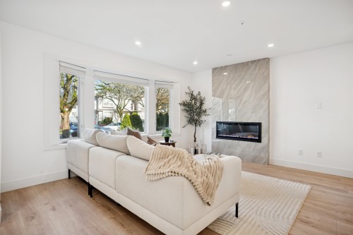 2168 8Th Avenue E, Vancouver, BC 