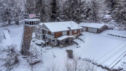 23369 141 Avenue  Maple Ridge, BC V4R 2R4