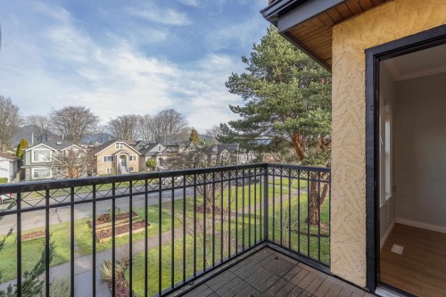 2638 Charles Street, Vancouver, BC 