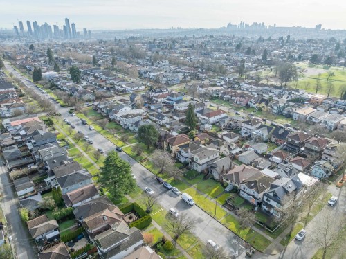 2638 Charles Street, Vancouver, BC 