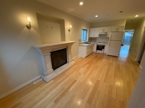 2638 Charles Street, Vancouver, BC 