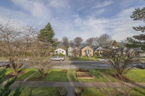 2638 Charles Street, Vancouver, BC 