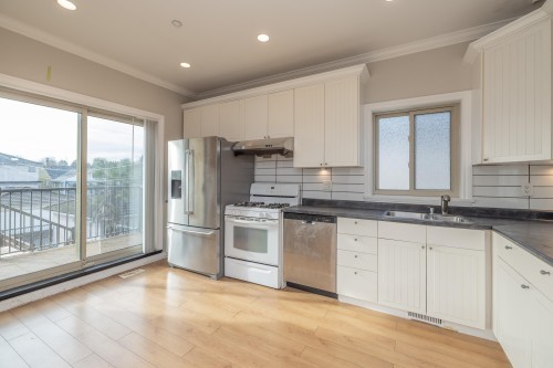 2638 Charles Street, Vancouver, BC 