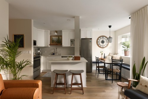 101-2133 Dundas Street  Vancouver, BC V5L 1J7