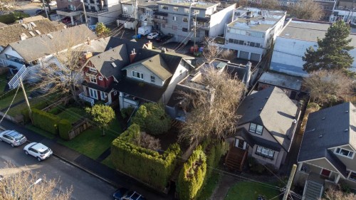 3450 8Th Avenue W, Vancouver, BC 