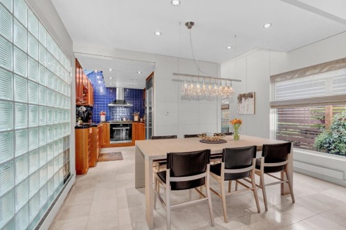 3450 8Th Avenue W, Vancouver, BC 