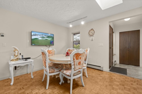 4651 16Th Avenue W, Vancouver, BC 