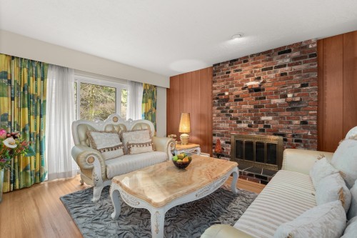 4651 16Th Avenue W, Vancouver, BC 