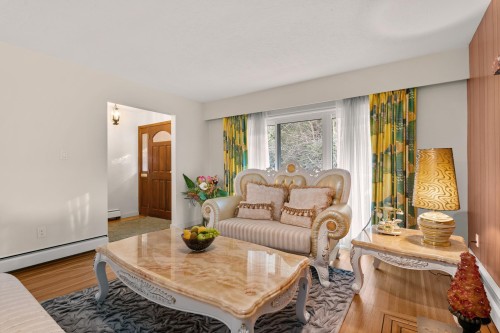 4651 16Th Avenue W, Vancouver, BC 