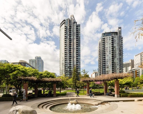 1808-1199 Seymour Street  Vancouver, BC V6B 1K3